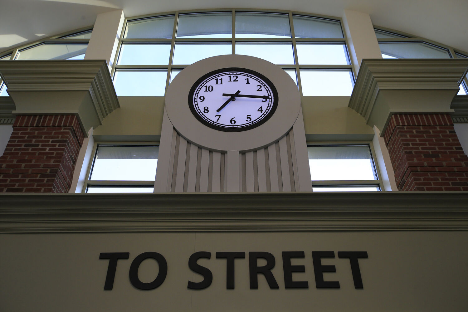 Exit to Exchange Street